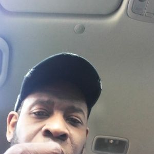 Meet your Posher, Derek